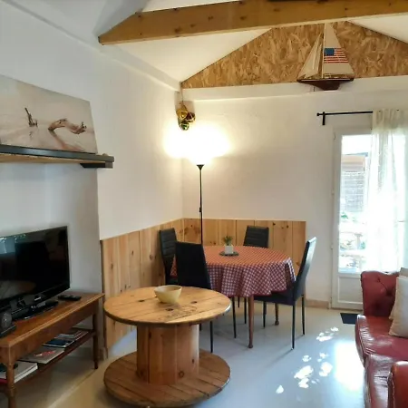 بيت للعطل Maison Confortable Pour 4 A Avec Terrasse Et Parking - Fr-1-239-929