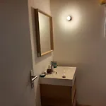 Maison Confortable Pour 4 à Avec Terrasse Et Parking - Fr-1-239-929 *